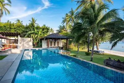 Image de Chic and Stylish Beachfront Sanctuary, 1014