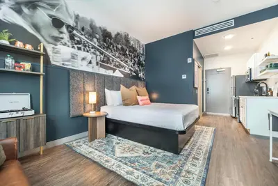 Gregg-Inspired Stay Near Downtown