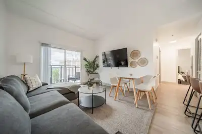 Image de Uptown Charlotte 3br | Balcony & Views