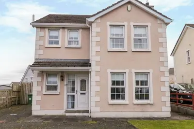 Image de 103 Gortamaddy Drive, pet friendly, with a garden in Ballycastle