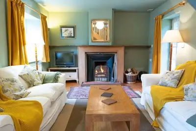 Image de Gardeners Cottage - a cottage that sleeps 8 guests in 4 bedrooms