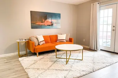 Image de Cozy 2br with private parking