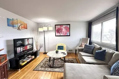 Image de 511) Cozy 3 bedroom by Niagara Falls