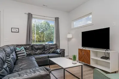 Image de Southern Chic Getaway – 4ba Comfort