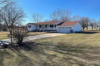 Image de Charming 3-bedroom house with WiFi and Ac in nice New Bloomfield Mo.