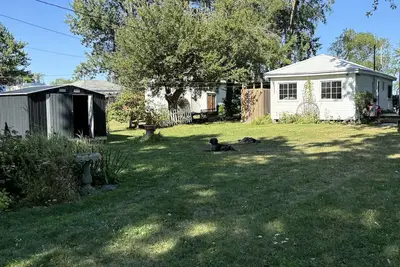 Image de Charming 4-bedroom cottage in lovely Greater Napanee with Ac