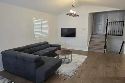 Image de Two bedroom home next to golf course & a variety of restaurants