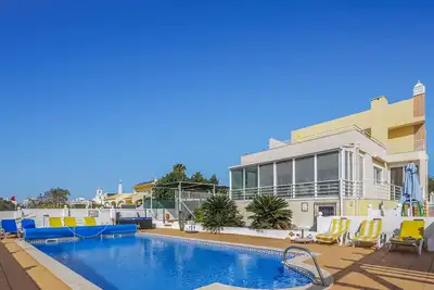 Image de #300 Vivenda Miradouro by Home Holidays