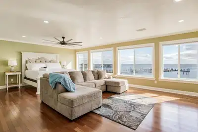 Image de Waterfront, Ken's Tranquil Harbor, Near Nas. Boater & Pet-Friendly!