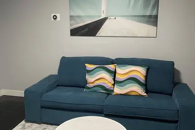 Image de Charming 2-bedroom apartment with WiFi, Ac in enjoyable Fall River