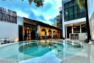 Image de Beautifully Restored Historic Casona in Barrió Santiago Merida centro.