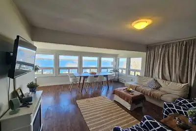 Image de Charming 3-bedroom cottage with WiFi and Ac in lovely Kawartha Lakes