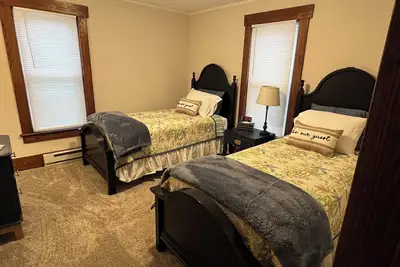 Image de Furnished sweet retreat, 2-bedroom apartment in Lexington - WiFi, W/D, Parking