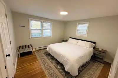 Image de Newly Renovated 4 Bedroom House