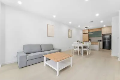 Image de Stay Close to City