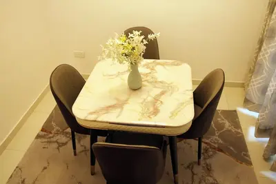 Image de Affordable Luxury – 2-Bedroom Apartment in the Heart of Ikoyi!