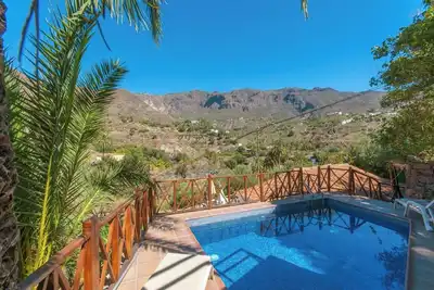 Image de Maison à Santa Lucia avec Piscine Solarium