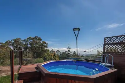 Image de Maison de vacances sereine avec vue imprenable