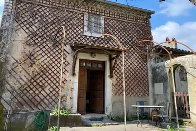 Image de Maison en plein centre ville de Dieulefit, dans la Drôme Provençale.