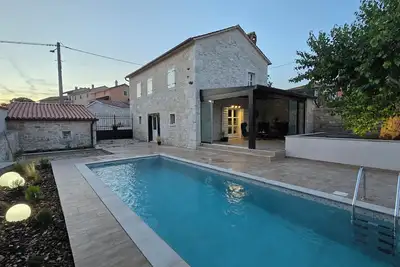 Image de Beautiful stone villa Angelina with private pool in charming Markovac