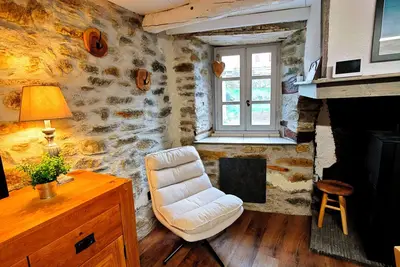 Image de \"Le Chalet d'Angeline\"\nMaison de village Ă la montagne au calme.