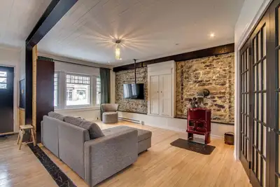 Image de La Maison bleue des Artistes | Parking