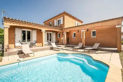 Image de Oiqia • Occitane