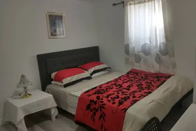 Image de Newly Basement Unit in Toronto with free parking