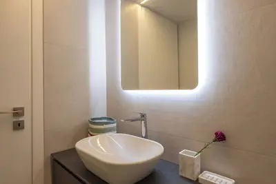 Image de Tranquil 2-bedroom apartment in charming Athens with WiFi, Ac