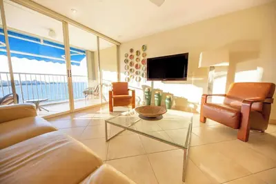 Image de Lux Ocean Front 16th Floor 2br 2Bath w/Parking