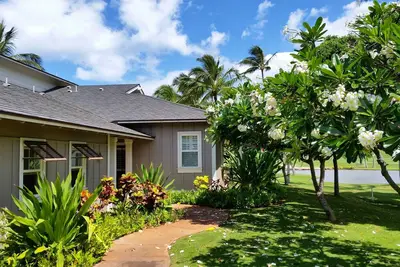 Image de Charming Coconut Plantations 2/2. 5 Townhome in Ko Olina Resort Community
