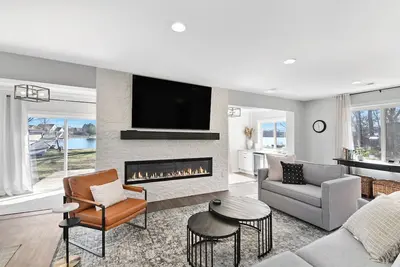 Image de Charming 3-bedroom lake house in Waterford with amazing views