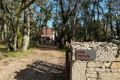 Image de Maison moderne à la campagne au calme dans charmant village typique du Lot.