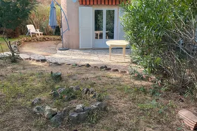 Image de Agréable Studio avec jardin dans résidence calme proche de toutes commodités