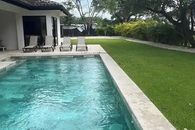 Image de Charming 4-bedroom house with WiFi, Ac in fabulous Hacienda Pinilla