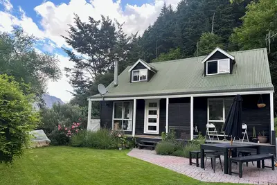 Image de 3-Bedroom Queenstown Escape | Bbq & Outdoor Space