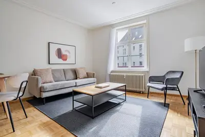 Image de Blueground | Altstadt Kleinbasel, nr Minster & art