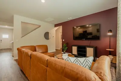Image de 5br/3b, Sleeps 13, Pets+, Garage - Maroon