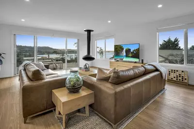 Image de Simply Stunning Holiday Views!