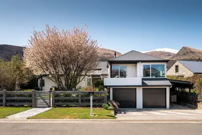 Image de Arrowtown Family Home with spa