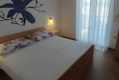 Image de Appartement de deux chambres avec le balcon et la vue sur le mer Zablace, Sibenik (A-23960-c)