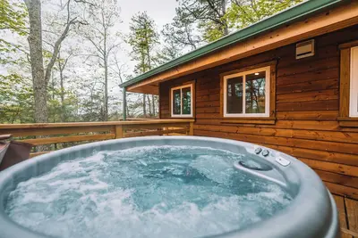 Image de 'Indigo Bunting' - One of our cute and tidy Lookout Cabins