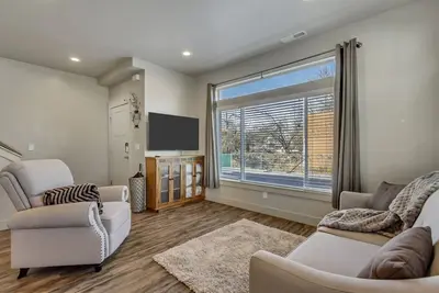 Image de Convenient 3br with King Beds Near Hill Afb and Davis Conference Center