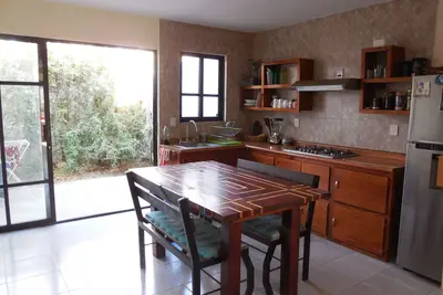 Image de \"Comfortable and cozy house south of the city, ideal for couples or families. \"