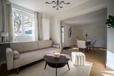 Image de Oiqia • Clarisse • Ivoire