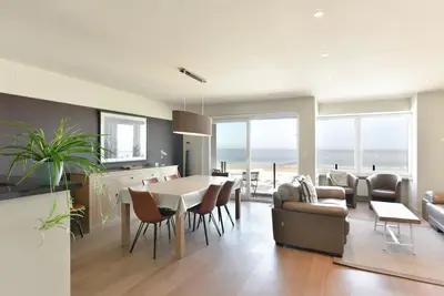 Image de Appartement moderne avec vue imprenable