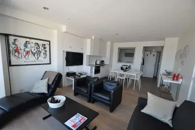 Image de Appartement de 2 chambres avec vue sur la mer