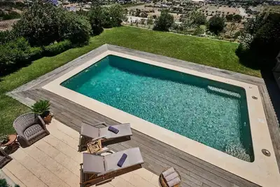 Image de Luxury Maisonette with Pool