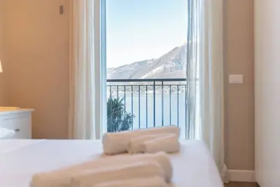 Image de La Roseta Creme - Lakefront