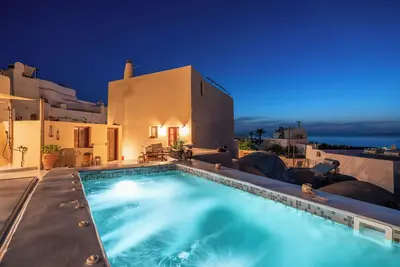 Image de Casa Terra Vedema-Oia Sunset-Privacy-Plunge Pool-Starlink Internet (350-450Mbps)